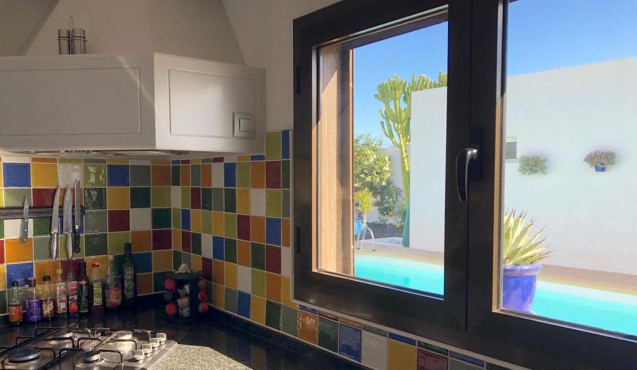 Casa Azmira Del Mar Villa Guatiza Bagian luar foto